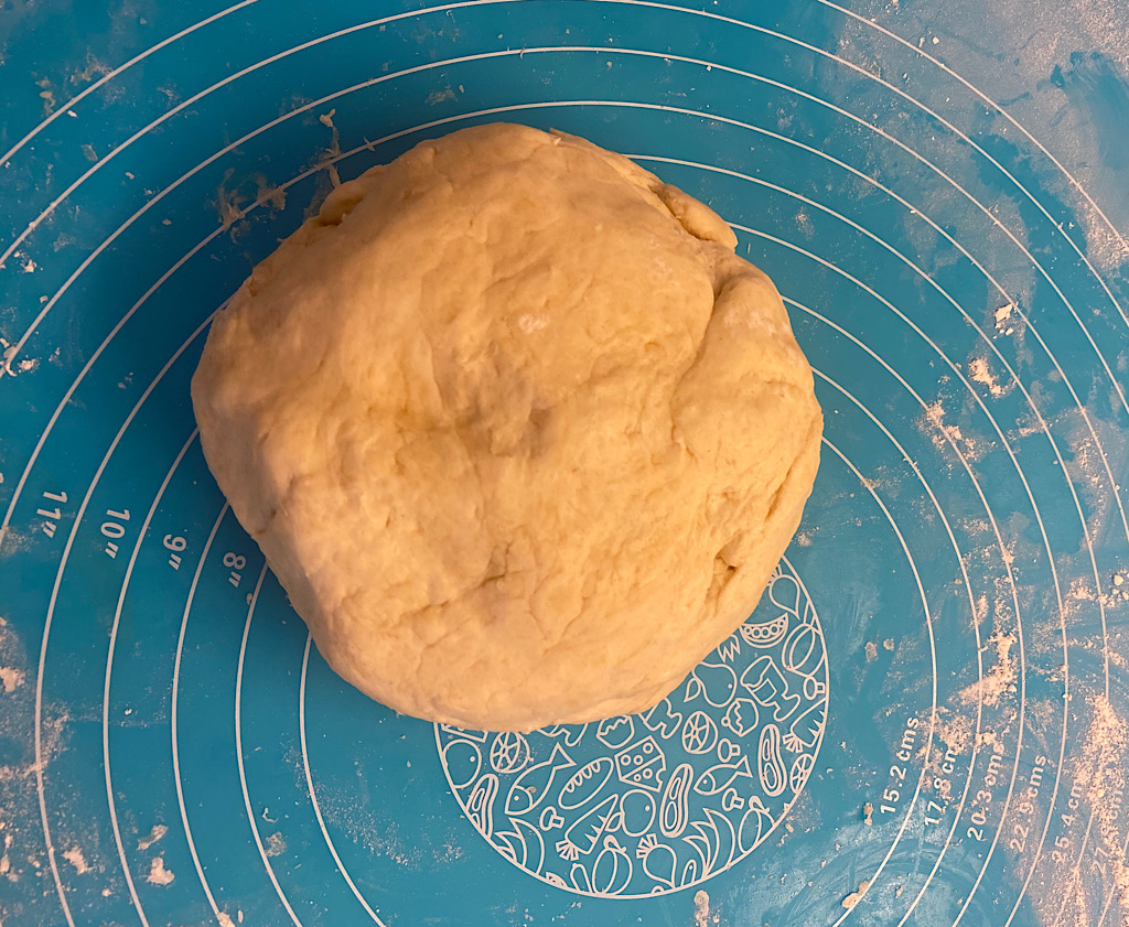 A bread dough on silicone mat