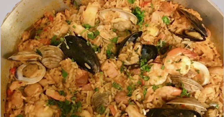 The Best Seafood Paella Recipe
