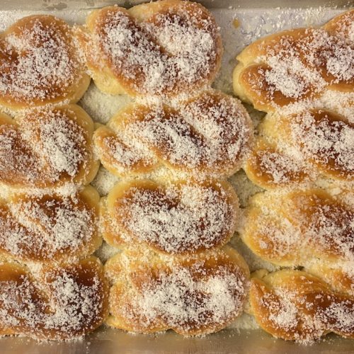 Coconut Rolls (Pão Doce de Coco) - Easy and Delish