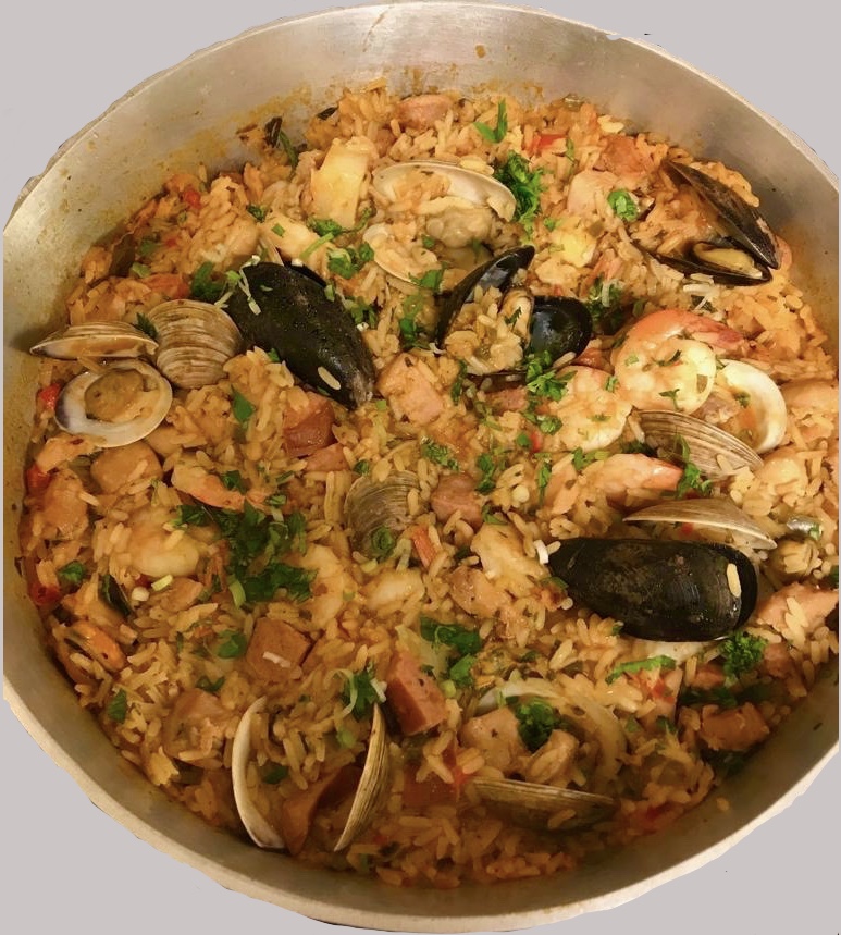 A Large pot with The best Seafood Paella recipe